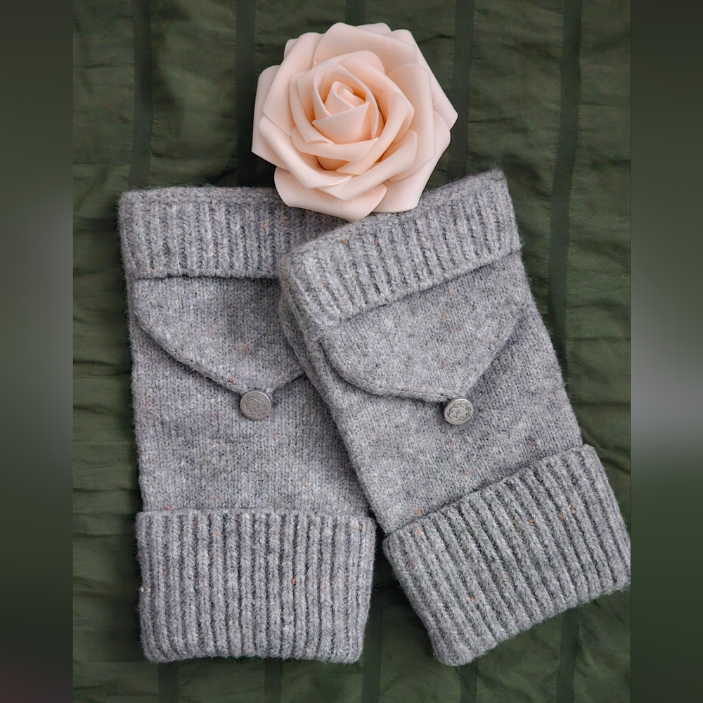 Target Universal Thread Gray Convertable Mittens - Picture 5 of 8